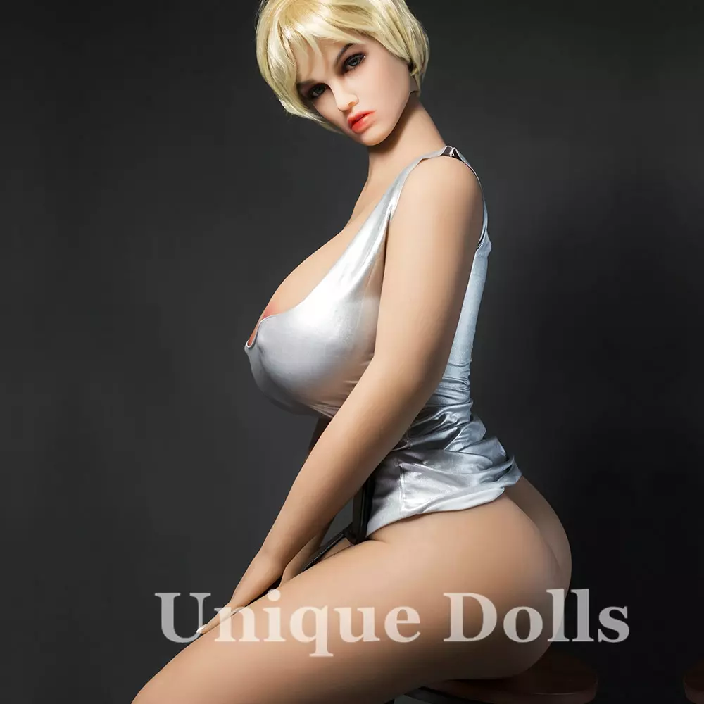 HR_163cm realistic life love doll Maggie